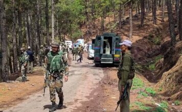 Jammu Kashmir – कुलगाममध्ये दहशतवादी हल्ला; एका परप्रांतीय कामगाराचा मृत्यू, दुसरा गंभीर जखमी