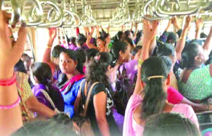 local train women