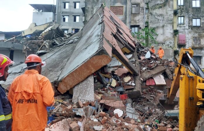 navi mumbai building collapse