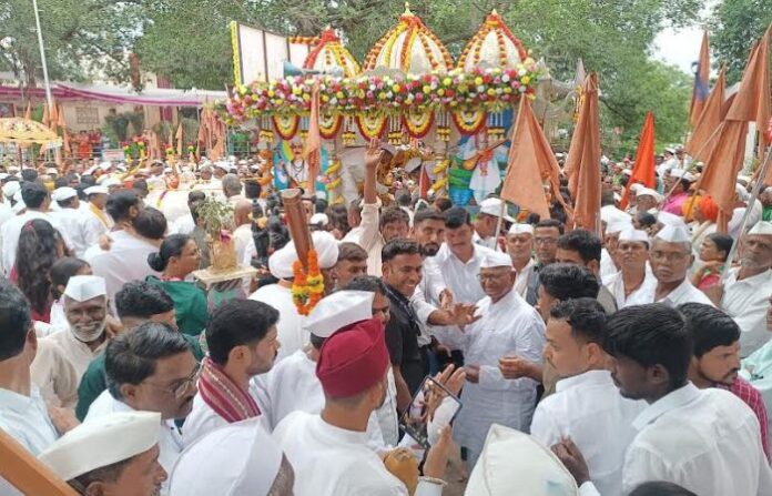 niloba palakhi