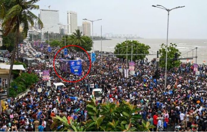 team india open top bus