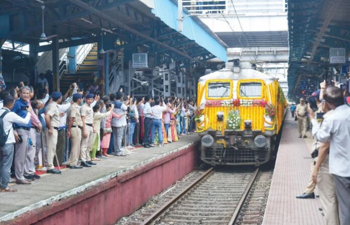 Borivali Madgoan Express