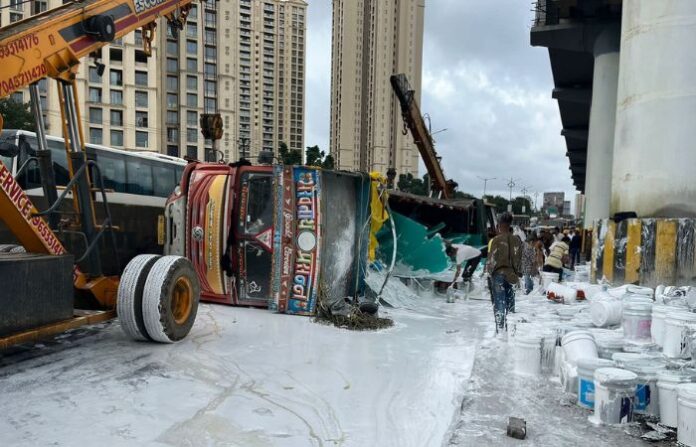 Ghodbandar Accident