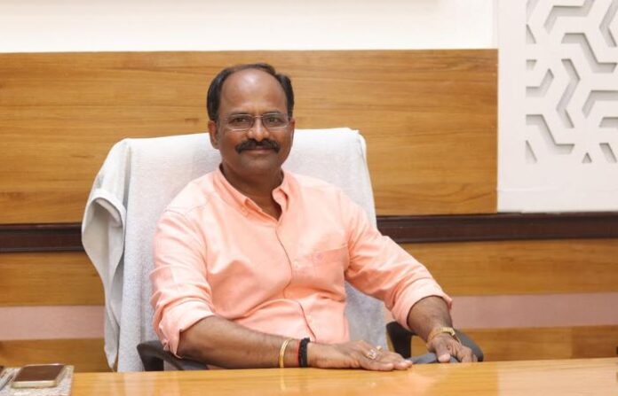 Manoj Shrotri manager pandharpur mandir