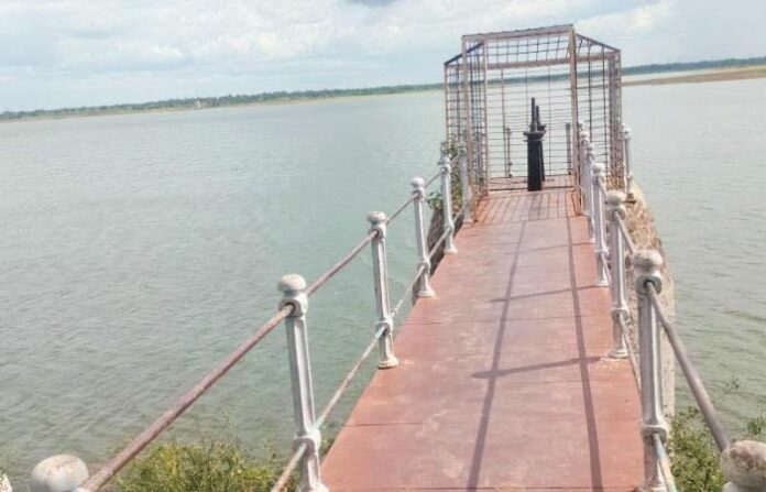 Tisangi Lake