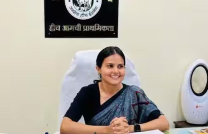 ias manish awhale