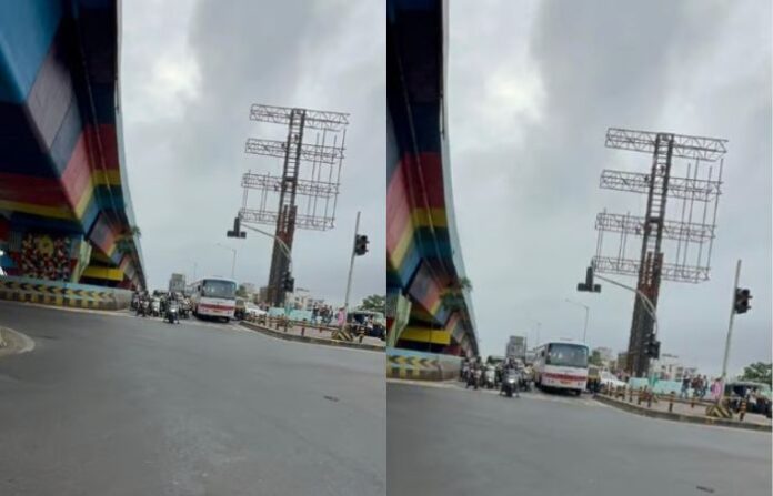 tilak nagar hoarding