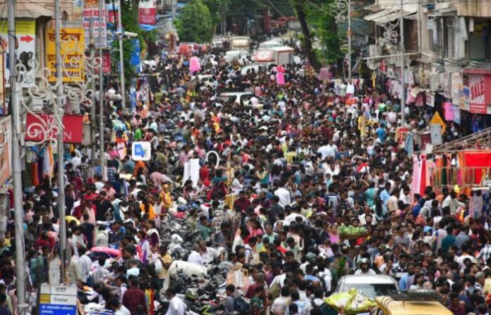 Dadar Crowd