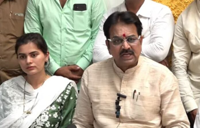harshvardhan patil to join sharad pawar ncp