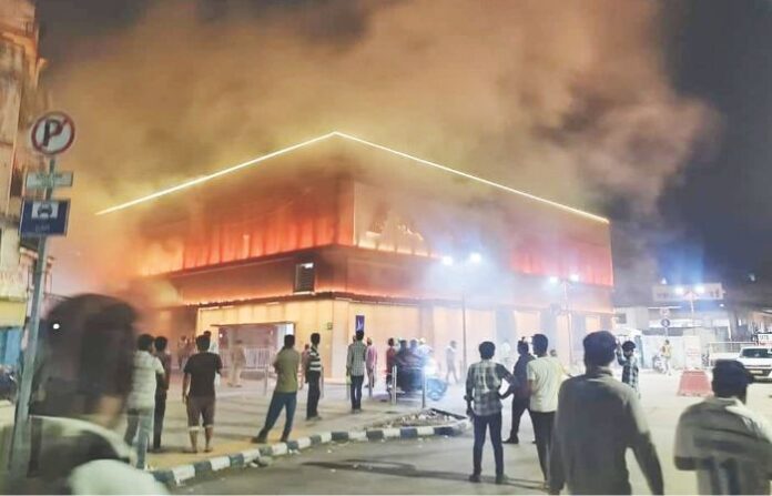 pune metro fire