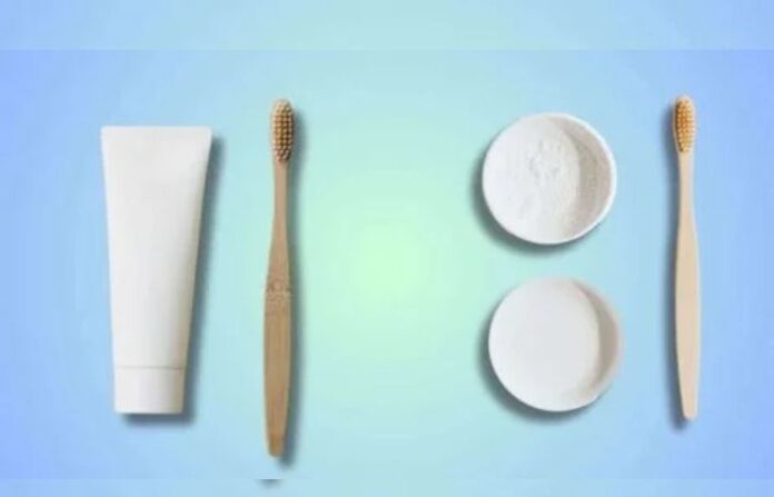 Tooth powder or toothpaste