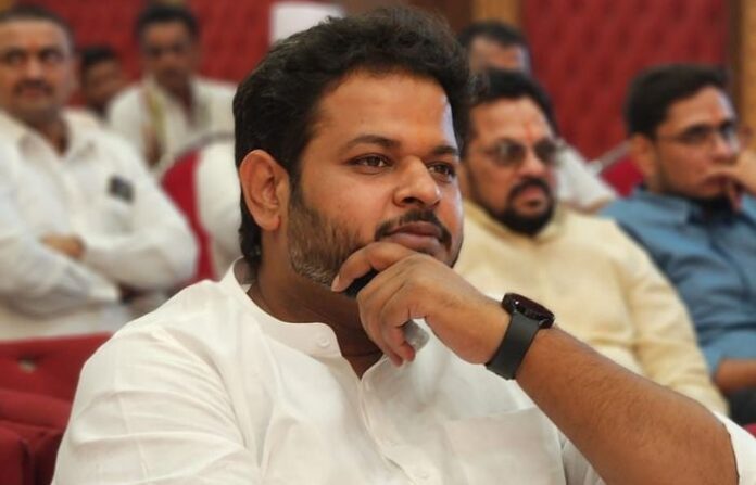 prasad sanap mns
