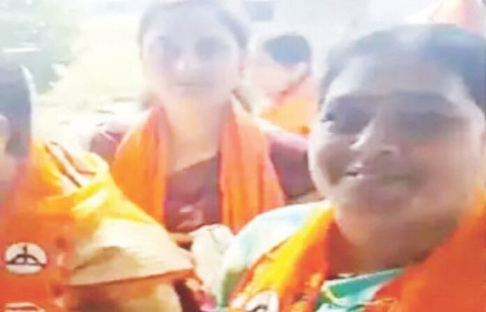 santosh bangar wife