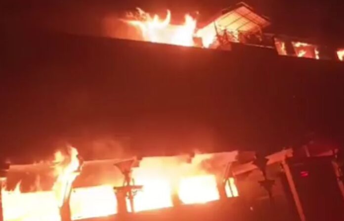 manali fire