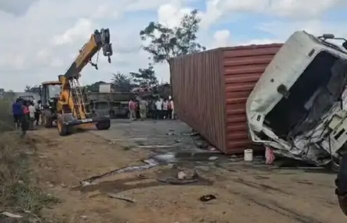 sangli accident