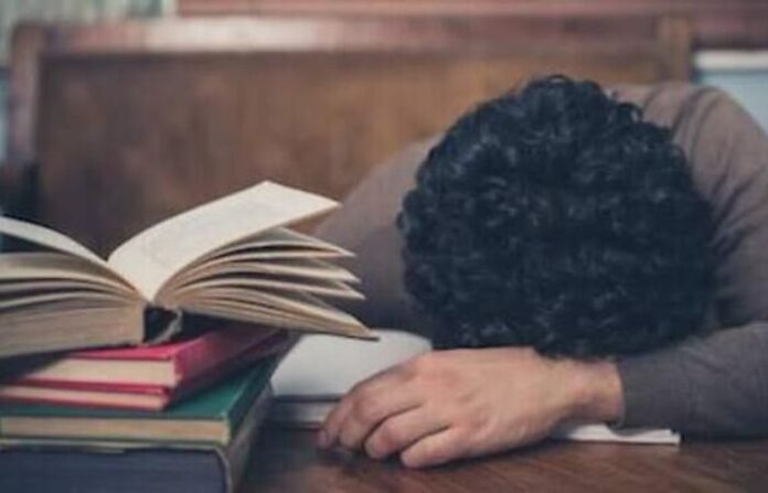 sleepy while reading