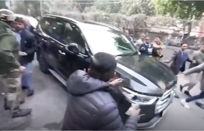 Arvind Kejriwal car attacked