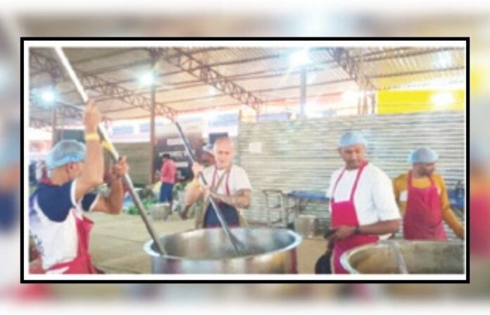 IIT Kitchen in maha kumbh mela