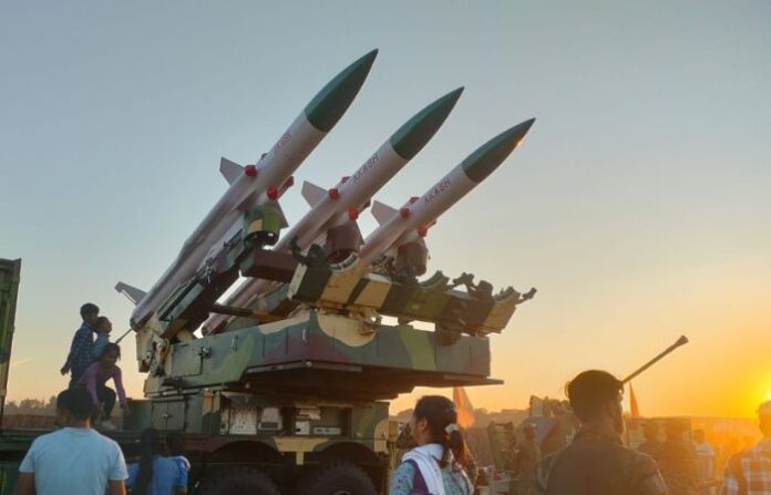 Indian Army weapons exhibition in Pune