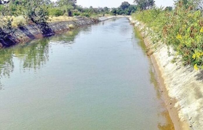 Neera Dava canal (1)