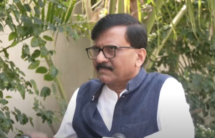 sanjay raut on devendra fadnvis