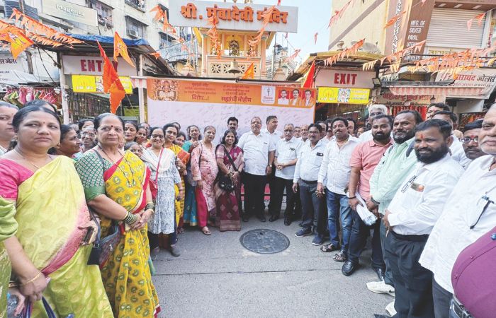 मुंबादेवी मंदिर येथील पार्किंग इमारतींना शिवसेनेचा विरोध