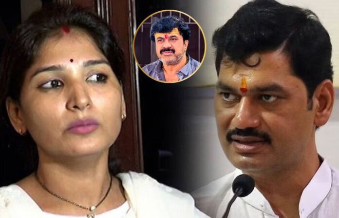 dhananjay munde karuna munde
