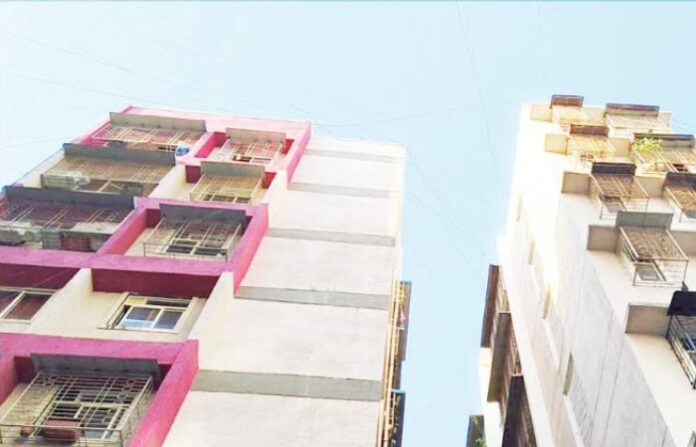 kdmc illegal buildings