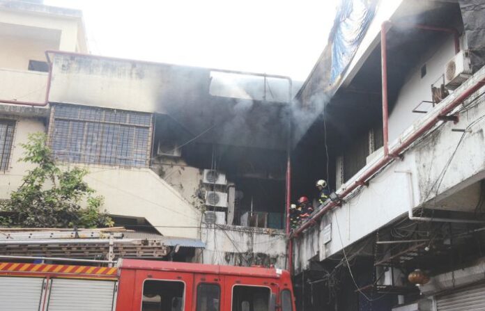 fire in andheri