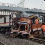 jalgaon-news-train-hits-truck-on-railway-track