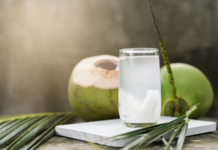 नारळपाणी पिण्याचे आरोग्यवर्धक फायदे, वाचा