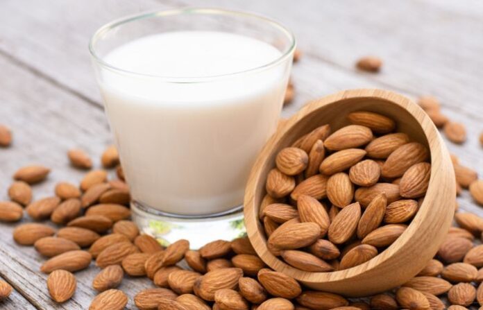 Almond Milk (1)
