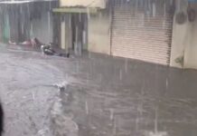 Latur Deluged by Heavy Rains City Waterlogged, Homes Flooded, Roads Under 1.5 Feet of Water (1)