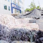 एसआरएच्या रद्दीचा पावसात लगदा, लाखो रुपयांचा महसूल पाण्यात जाणार