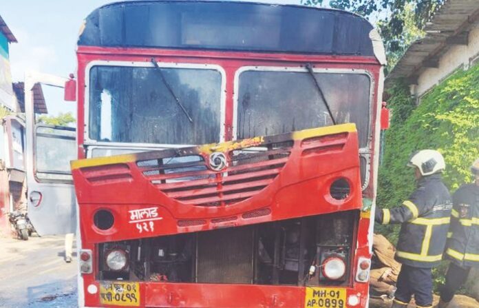 best bus accident near malad bus depot