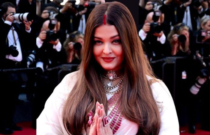 cannes-2025-aishwarya-rai-operation-sindoor-message-social-media-reaction (1) cannes-2025-aishwarya-rai-operation-sindoor-message-social-media-reaction (1)