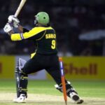 अरेच्चा… अवघ्या 2 धावांवर संपूर्ण संघ गारद; एक धाव वाईडची