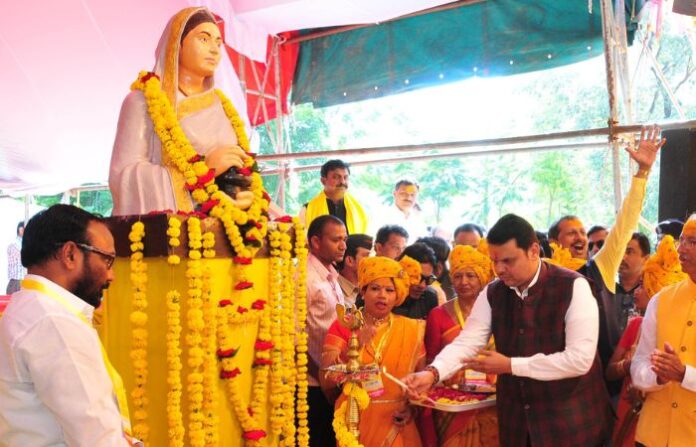 devendra fadnvis ahilyanagar
