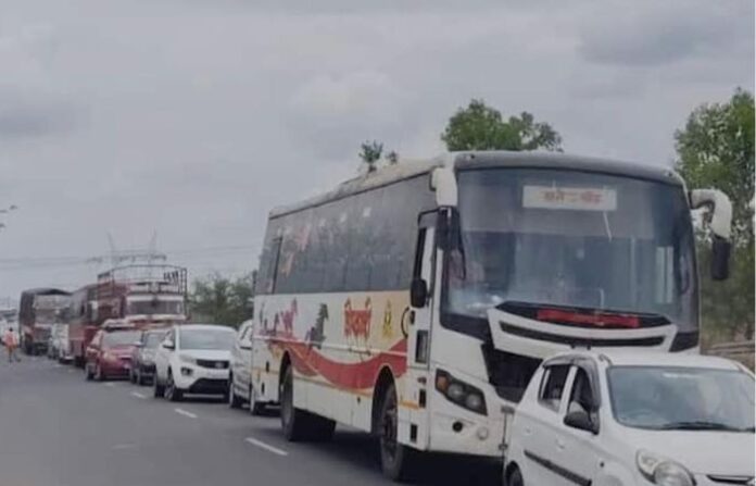 mumbai goa highway traffic