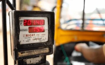 माथेरानमध्ये ई-रिक्षांचा संप मागे