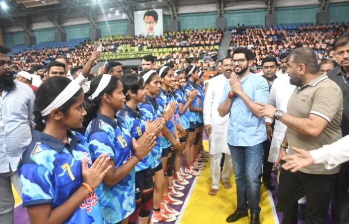 Aaditya Thackeray (4)