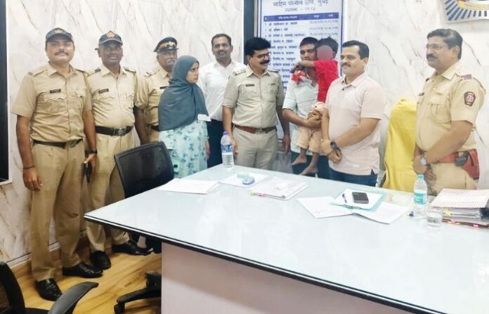 Mumbai Police (2)