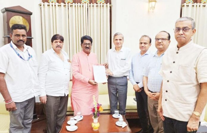 Shivsena UBT (1)