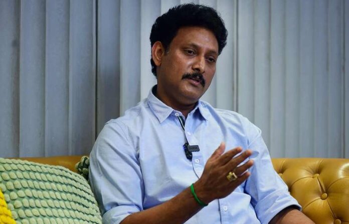 anbil mahesh poyyamozhi