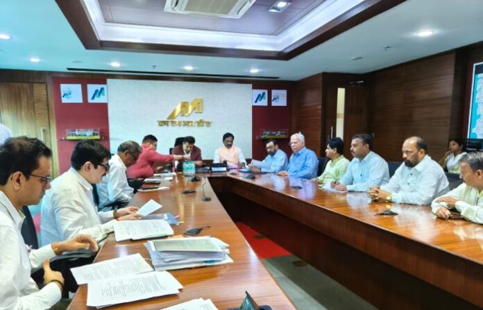 girish mahajan (1)