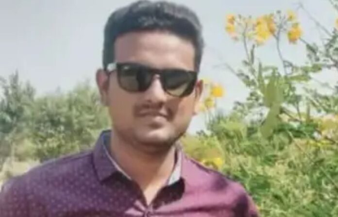 Aniket annamwad