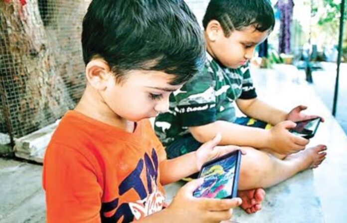 Kids With Mobile