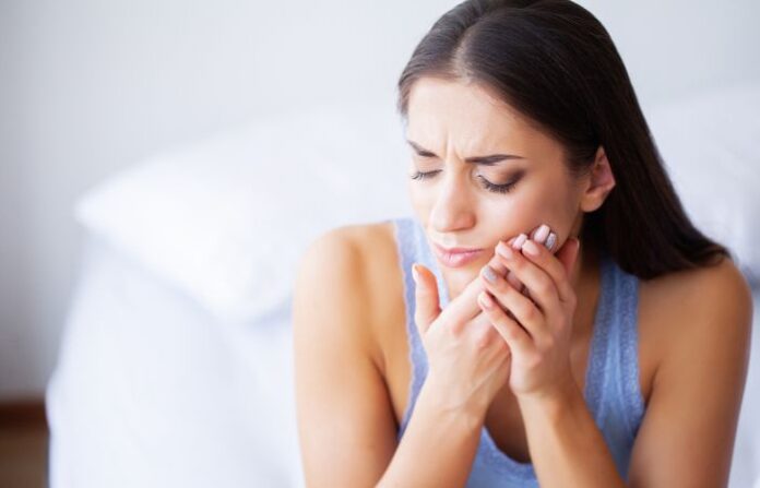 Tooth Ache (2)