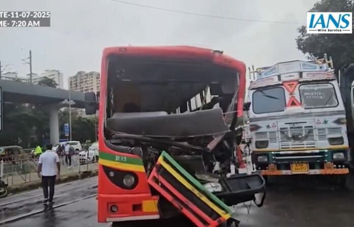 mumbai best bus accident