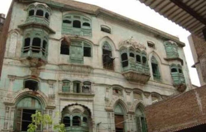 raj kapoor property